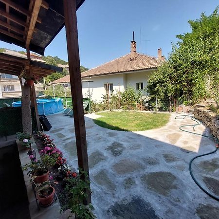 Къща За Гости Трявна Деница Exterior foto